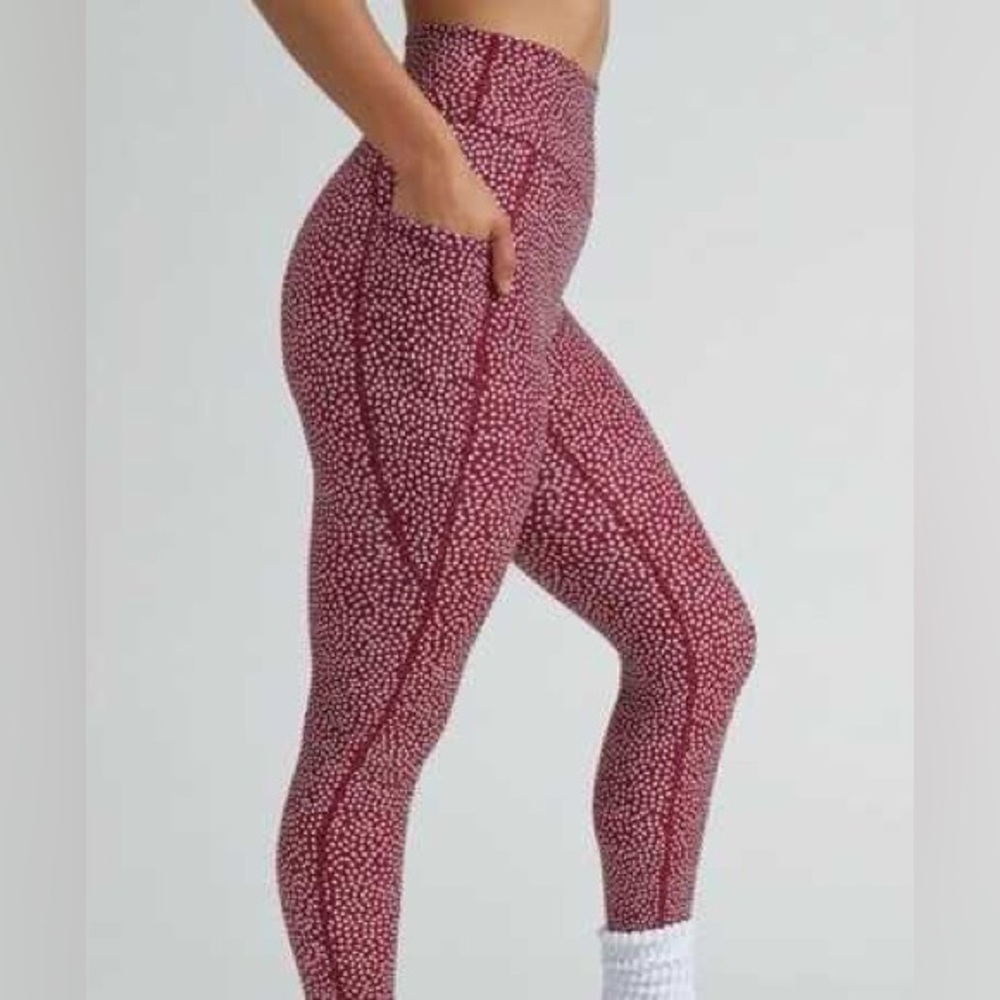 BuffBunny Burgundy and White Leggings Size Medium